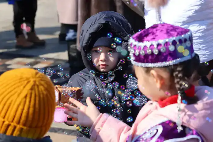 Поздравление акима области с праздником Наурыз (3)