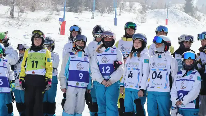 В ВКО стартовал чемпионат РК по фристайл-могулу (2)