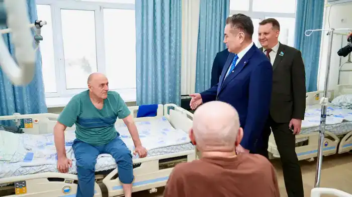 В Усть-Каменогорске обновили после капитального ремонта специализированный медцентр (2)