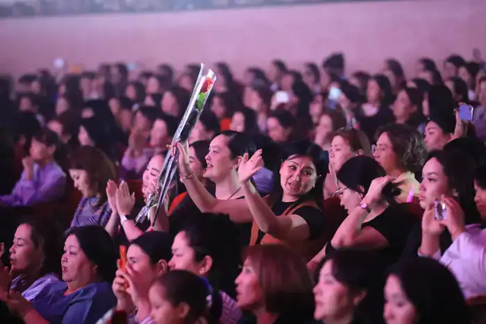 В честь Международного женского дня – 8 Марта в Өнер орталығы прошел праздничный концерт (7)