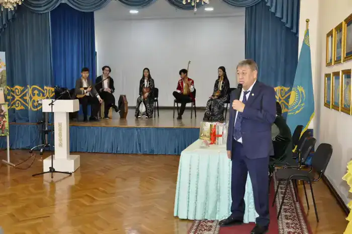 В Алматы представили аудиокниги со сказками на основе архивных записей (2)