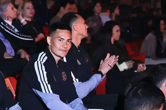 В Караганде презентовали обновлённый состав футбольного клуба «Шахтёр» (3)