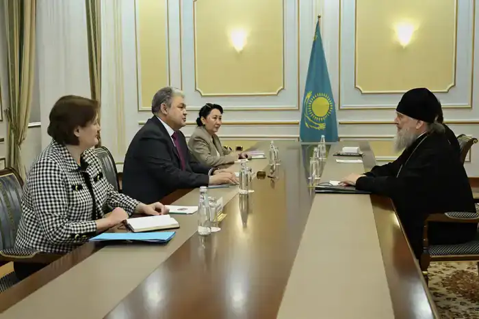 Министр иностранных дел Казахстана принял Главу Православной Церкви (2)