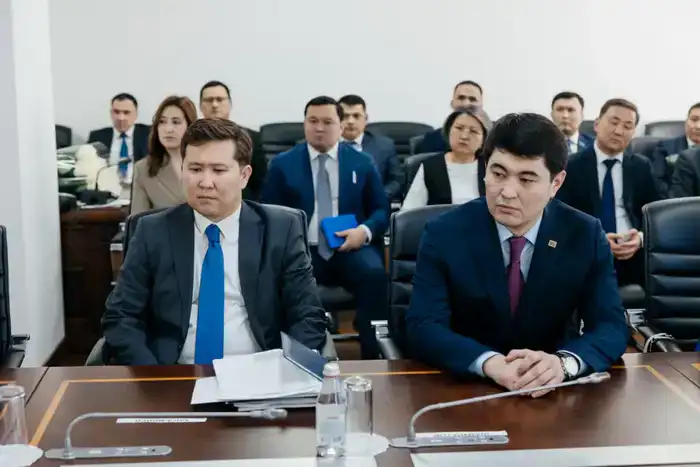 В Атырау вручили государственные награды (5)