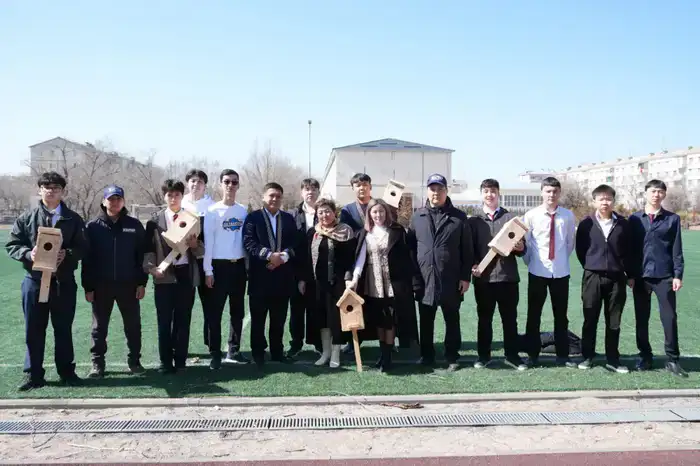 В Конаеве к празднику Наурыз прошла экологическая акция «Табиғат қанатында – Taza Life» (9)