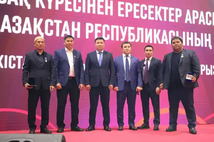 В ТУРКЕСТАНЕ СОСТОЯЛОСЬ ТОРЖЕСТВЕННОЕ ОТКРЫТИЕ КУБКА КАЗАХСТАНА ПО ҚАЗАҚ КҮРЕСІ (5)