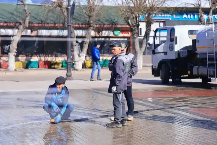 Ермаганбет Булекпаев сделал замечания по уборке Караганды (6)