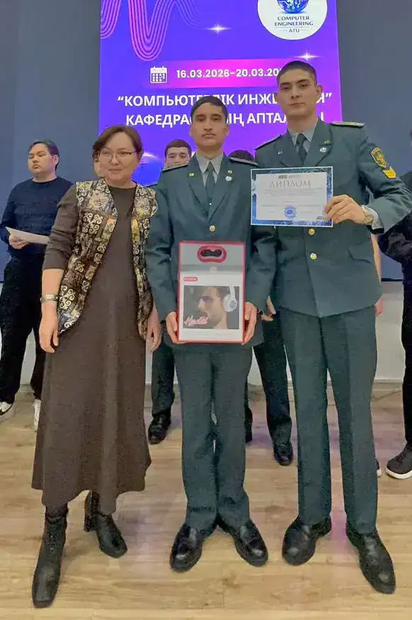 Курсанты военного вуза заняли первые два места на республиканской олимпиаде по программированию