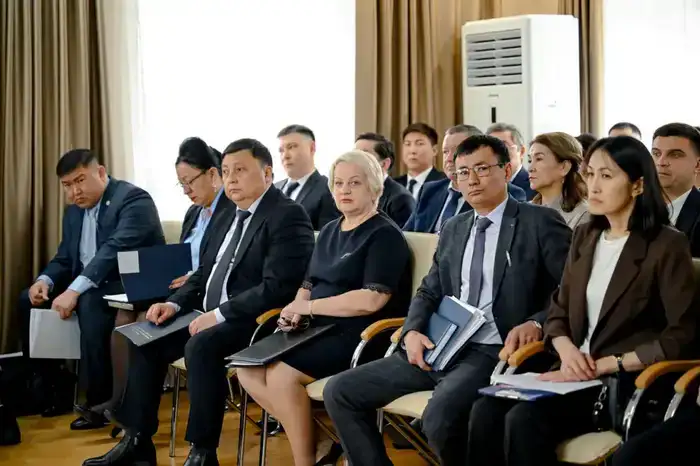 На заседании акимата рассмотрели два приоритетных вопроса - привлечение инвестиций и реализацию Концепции «Таза Қазақстан» (5)