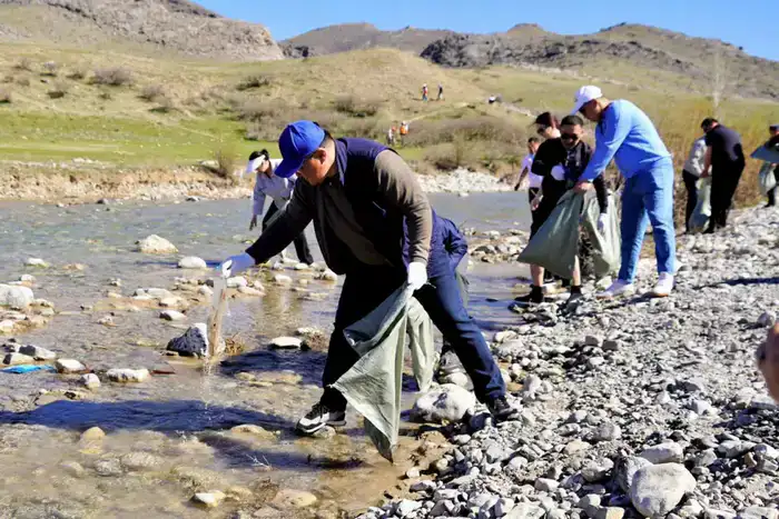 ТУРКЕСТАН: В КЕНТАУ ВОДА ЖИЗНИ ВОССТАНАВЛИВАЕТСЯ В ХАНТАГИ В РАМКАХ ЭКОАКЦИИ «МӨЛДІР БҰЛАҚ»