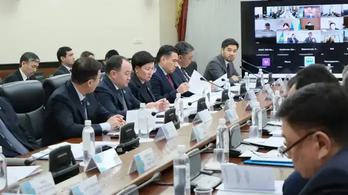 Снижение неформальной занятости: новые меры Минтруда могут изменить рынок труда в РК