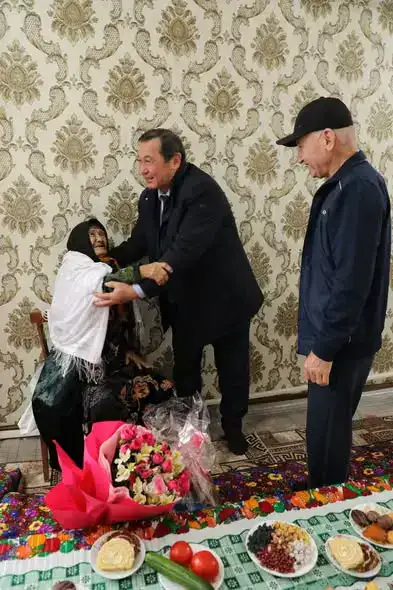 ТУРКЕСТАН: В МАКТААРАЛЬСКОМ РАЙОНЕ ЧЕСТВУЮТ ЖИЗНЕННЫЙ ФОНТАН МУДРОСТИ И ЛЮБВИ