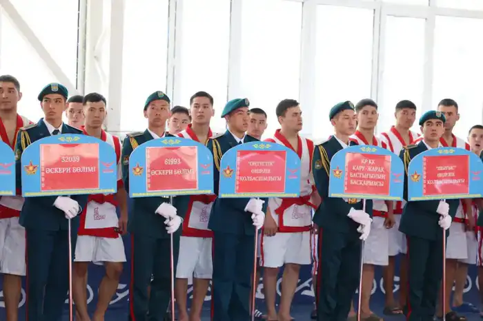 Первенство силовиков: свыше 200 палуанов борются за чемпионский титул (4)