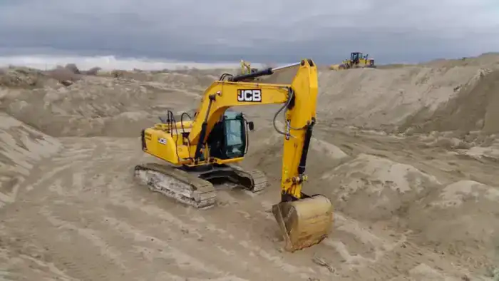 Механизированная очистка двух магистральных каналов завершена в Кызылординской области