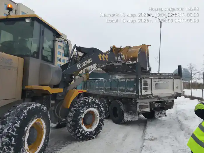 Более 1 800 единиц спецтехники задействовано в снегоуборочных работах в Астане (3)