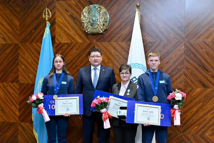 В области Абай чествовали чемпионов мира (10)