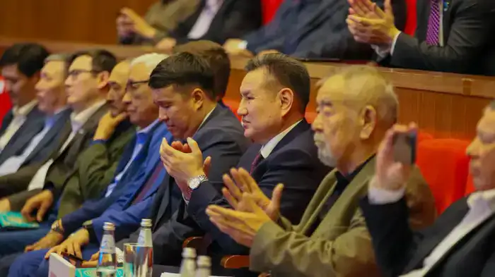 В ВКО состоялся республиканский командный айтыс «Алтайым – алтын бесігім» (4)