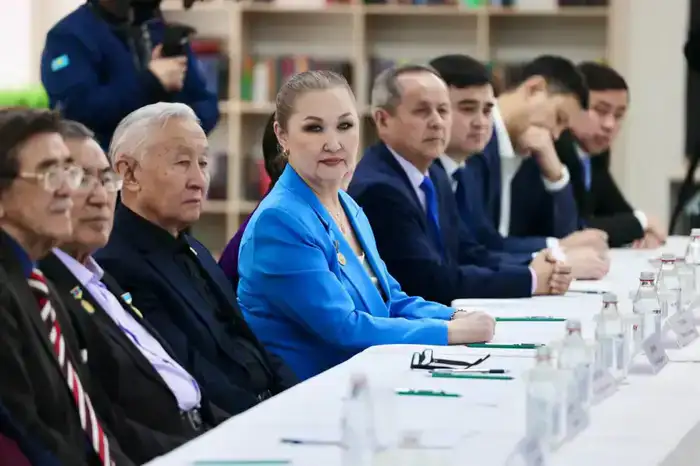 Творческая интеллигенция области Абай - за Новую Конституцию (4)