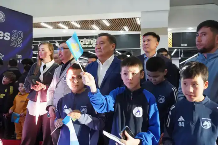 В ТРЦ Koksetau Mаll прошла презентация нового состава футбольной команды «Окжетпес» (6)