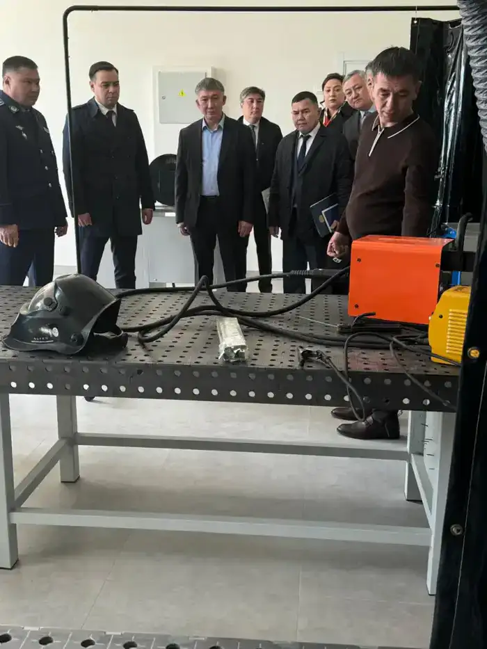 Артур Ластаев посетил учреждение для несовершеннолетних в Алматы (5)