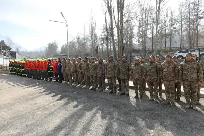 В горах Алматы Глава МЧС открыл уникальный спасательный комплекс (3)