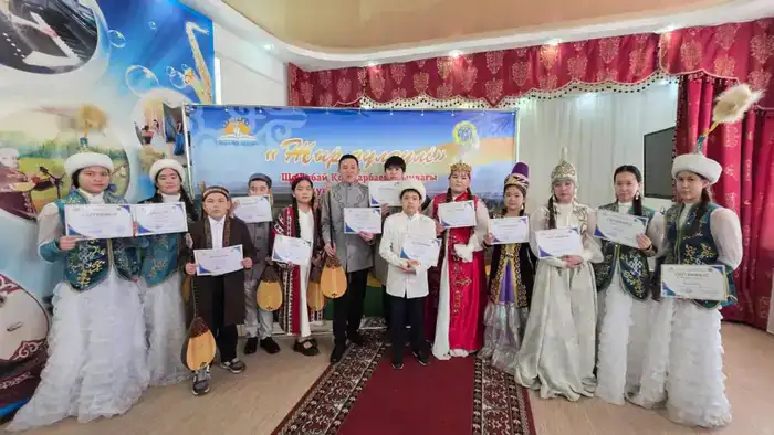 Развитие традиций айтыса среди школьников в Казахстане: первый областной айтыс в Балхаше