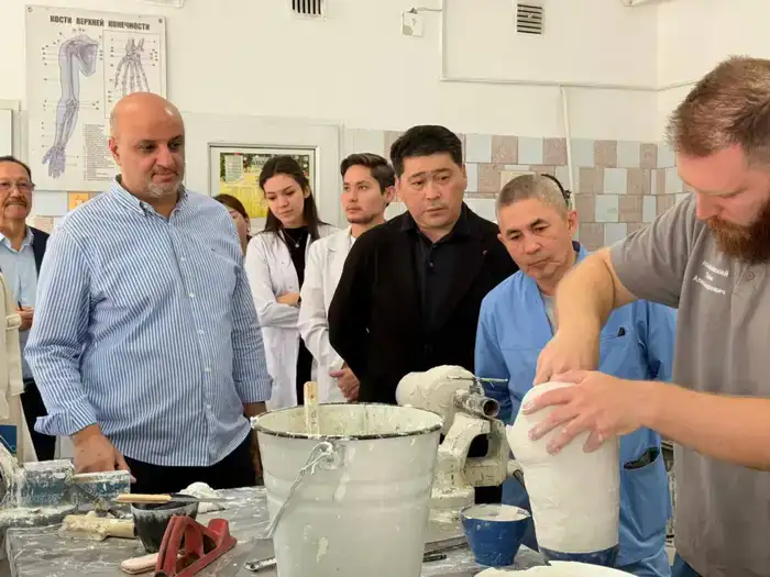 Внедрение микропроцессорных протезов: Новый этап в реабилитации людей с инвалидностью