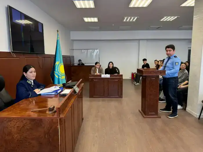 «Закон и порядок»: Симуляционные судебные процессы для студентов и школьников провели в Астане (2)