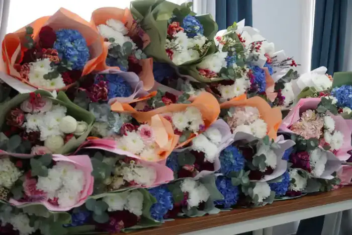 В Астане многодетным матерям вручили подвески «Алтын алқа» и «Күміс алқа» (7)