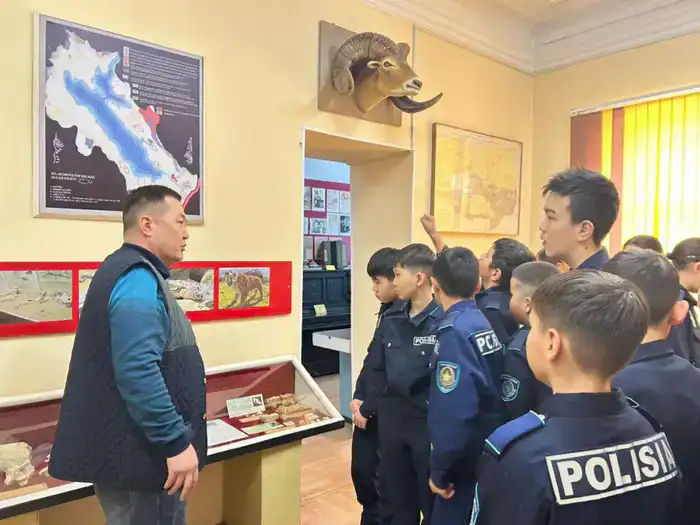 Для школьников Зайсанского района организовали экскурсию в мир национальных традиций