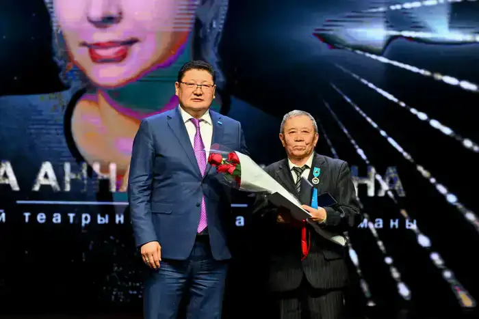 В области Абай чествовали актеров в честь Международного дня театра (4)