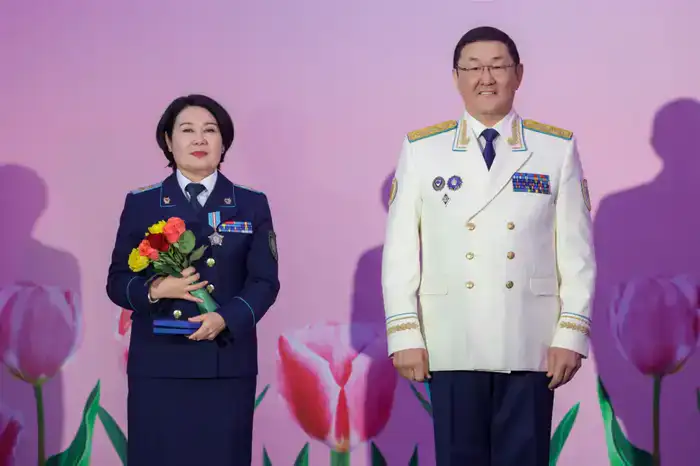 В Генеральной прокуратуре состоялось торжественное мероприятие, посвящённое Международному женскому дню (3)