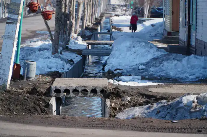 В Буландынском районе проверили ход реконструкции железнодорожного вокзала (8)