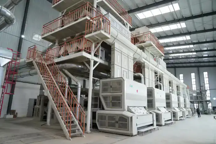 НУРАЛХАН КУШЕРОВ ОЗНАКОМИЛСЯ С РАБОТОЙ ПРЕДПРИЯТИЙ ХЛОПКОВОГО КЛАСТЕРА В ОТЫРАРЕ (4)