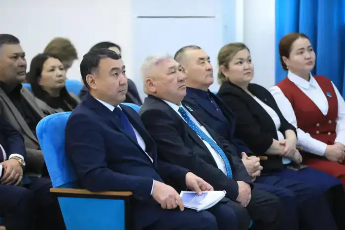 Советник Президента встретился с жителями Кобдинского района (3)