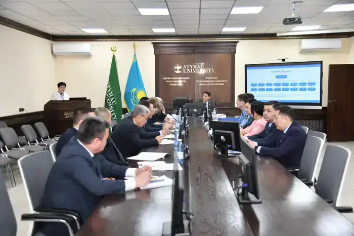 Член Центральной комиссии референдума Республики Казахстан Азамат Мақсотұлы Айманакумов прибыл в Атырау с рабочим визитом (2)