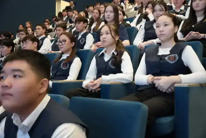 Правовая грамотность для молодежи: уроки против буллинга и кибербуллинга в Караганде