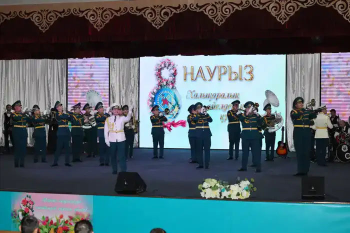 В Национальной гвардии состоялось празднование 8 марта (4)