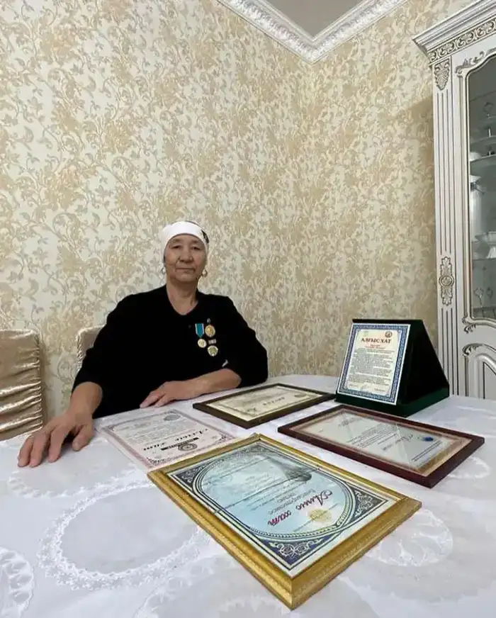 Достойный жизненный путь Аккенже Саташевой (7)