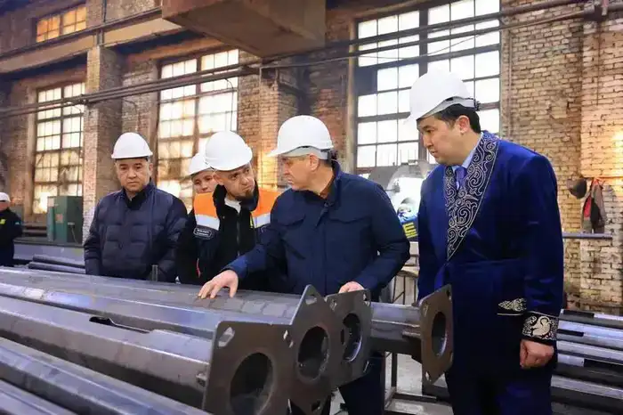 В Караганде завершается строительство ключевого коллектора (9)