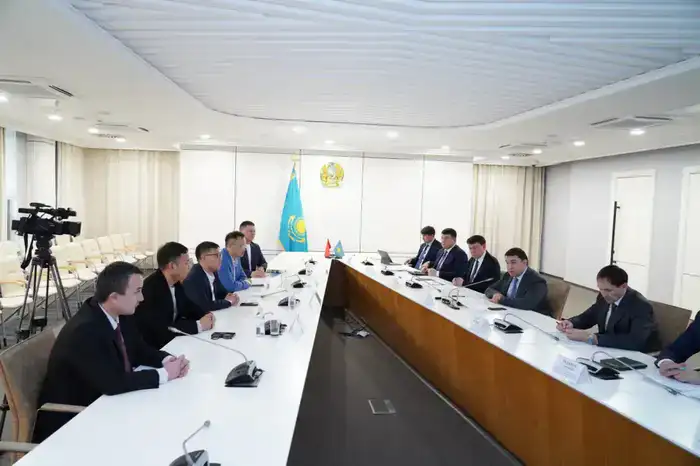 КИТАЙСКИЙ СТРОИТЕЛЬНЫЙ ГИГАНТ ЗАЖИГАЕТ НОВЫЕ ЗВЕЗДЫ ТУРИЗМА В ТУРКЕСТАНСКОЙ ОБЛАСТИ