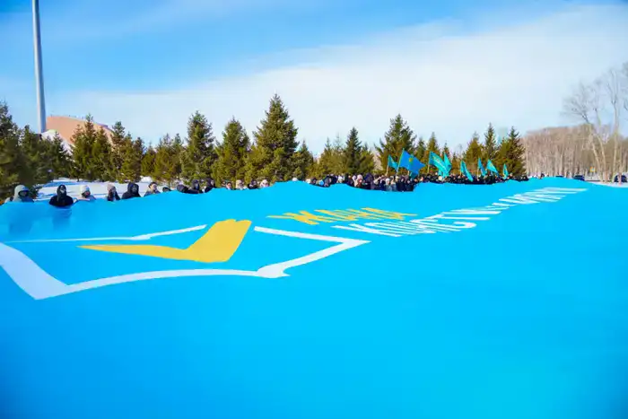 Более тысячи представителей молодежи поддержали новую Конституцию масштабным челленджем (4)