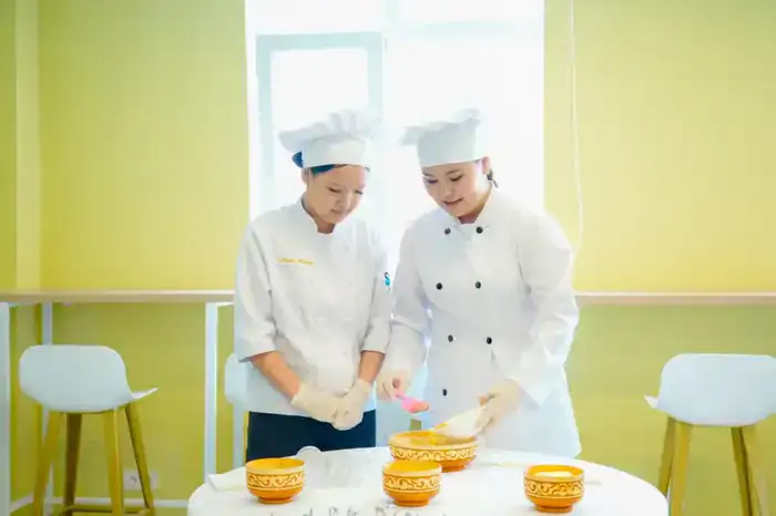 Новое общежитие на порядка 1000 мест для студентов колледжей открыли в Астане