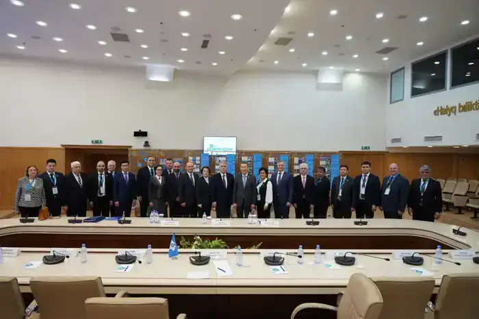 Референдум в Казахстане вызвал беспрецедентный интерес международных наблюдателей (7)