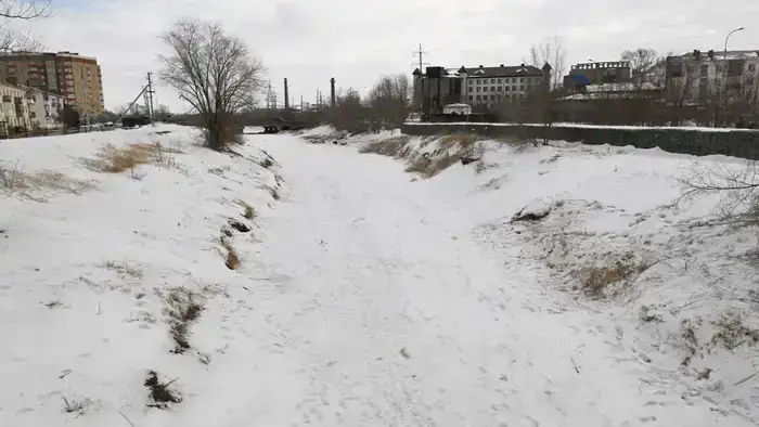 Готовность к паводкам: Олжас Бектенов провел заседание Республиканского оперативного штаба по ликвидации ЧС (6)