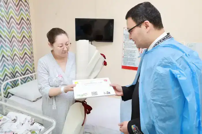 Астанчане получили деревья в честь новорожденных