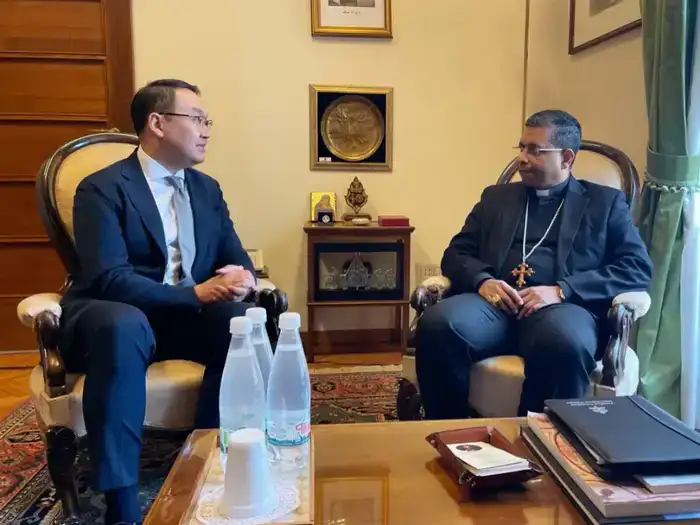 Углубление межрелигиозного диалога между Казахстаном и Ватиканом: шаг к укреплению дружбы и сотрудничества