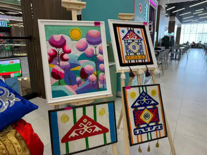 Выставка ремесленниц Центра активного долголетия провели в Астане в честь Наурыза