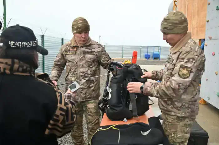 Социальные аспекты взаимодействия военнослужащих и гражданского общества: второй день пресс-тура ВМС Казахстана