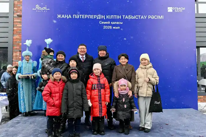 50 семей в Семее получили новые квартиры (4)